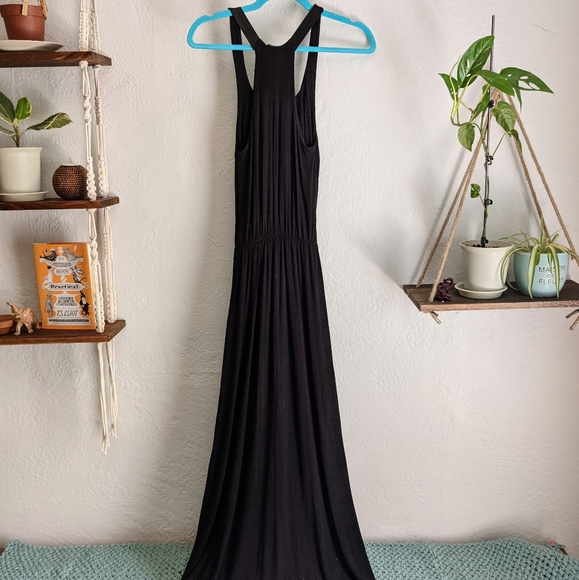 Dex Jersey Maxi Dress - Picture 2 of 5